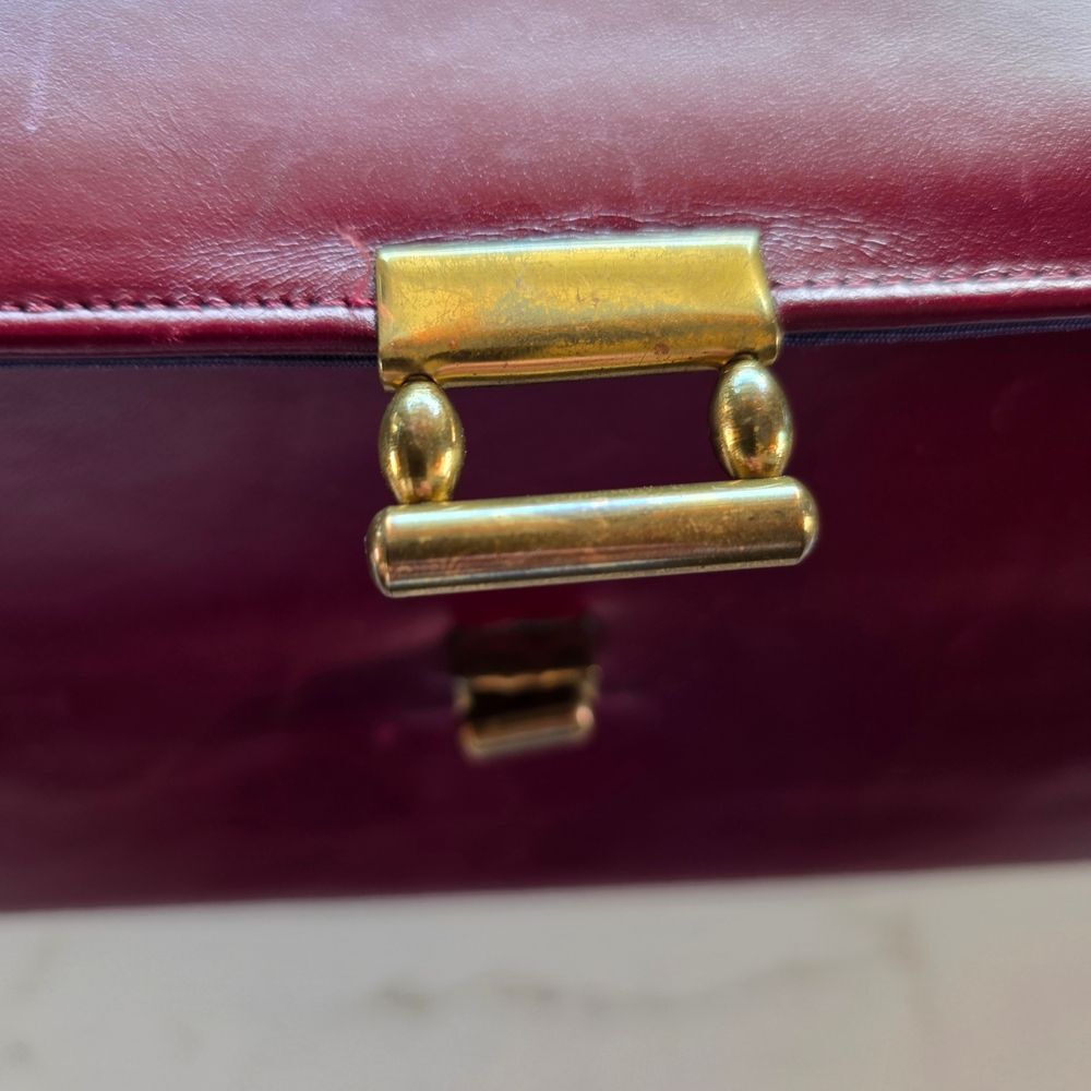 Rolfs Burgundy Leather Envelope Clutch with Gold-Tone Lock - Picture 6 of 8